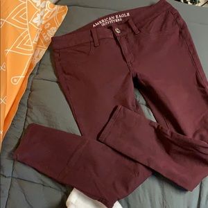 American eagle Low rise maroon jeggings